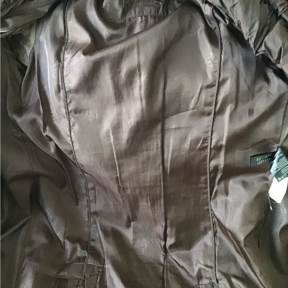 JUNGE COAT WITH MINK TRIM - Picture 10 of 16